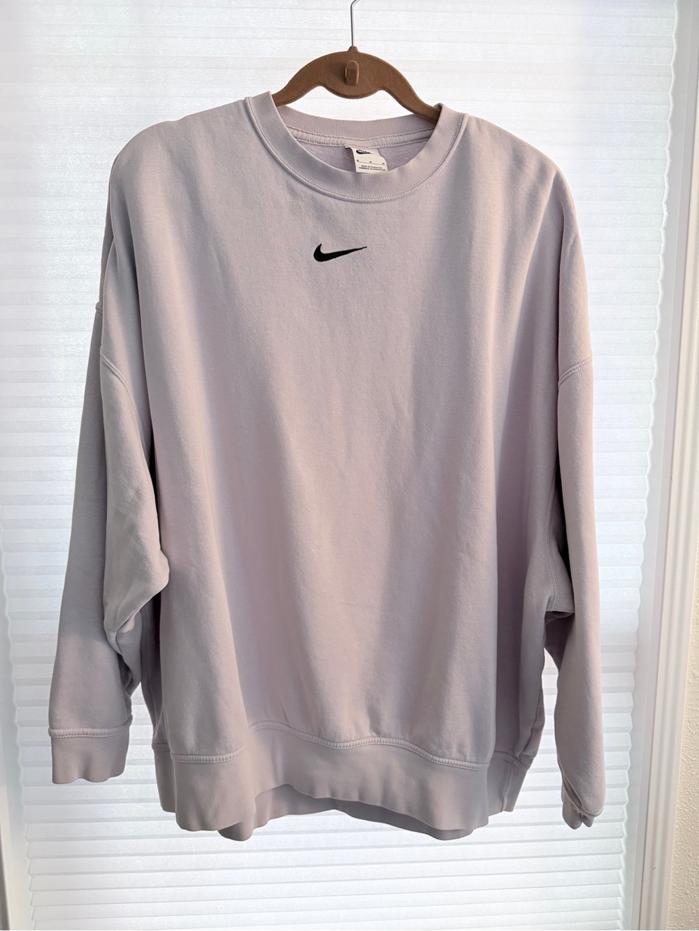 Nike Women’s Oversized Light Lavender Crewneck Sweatshirt